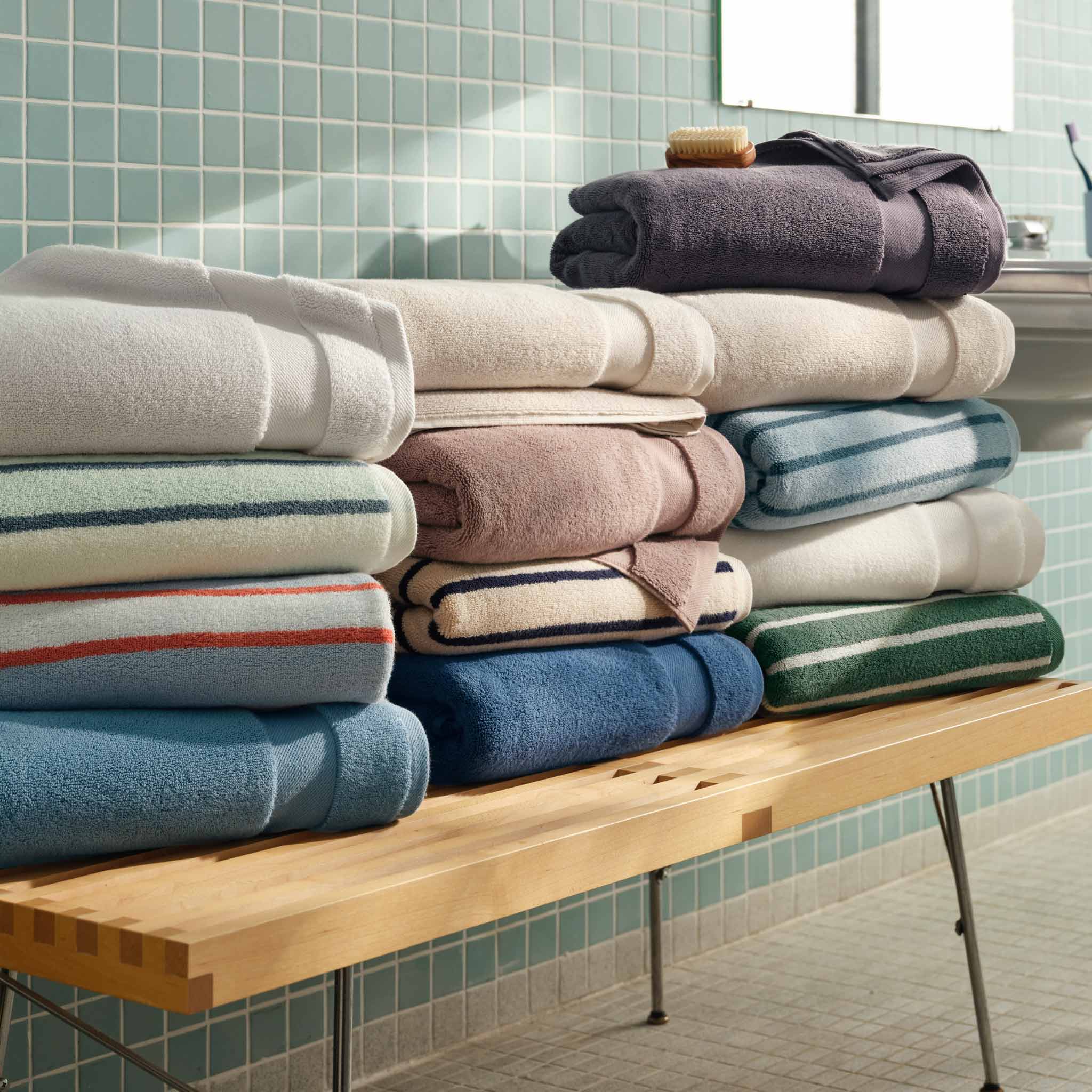 Super-Plush Set of 4 Bath Towel Bundle U9