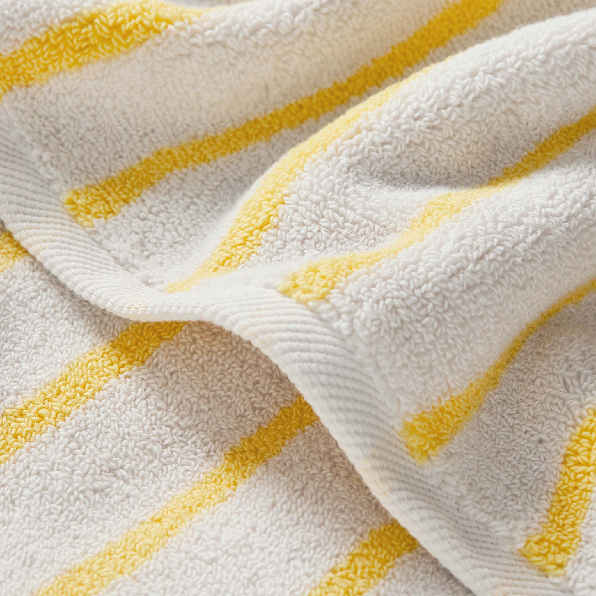 Super-Plush Set of 4 Bath Towel Bundle X7