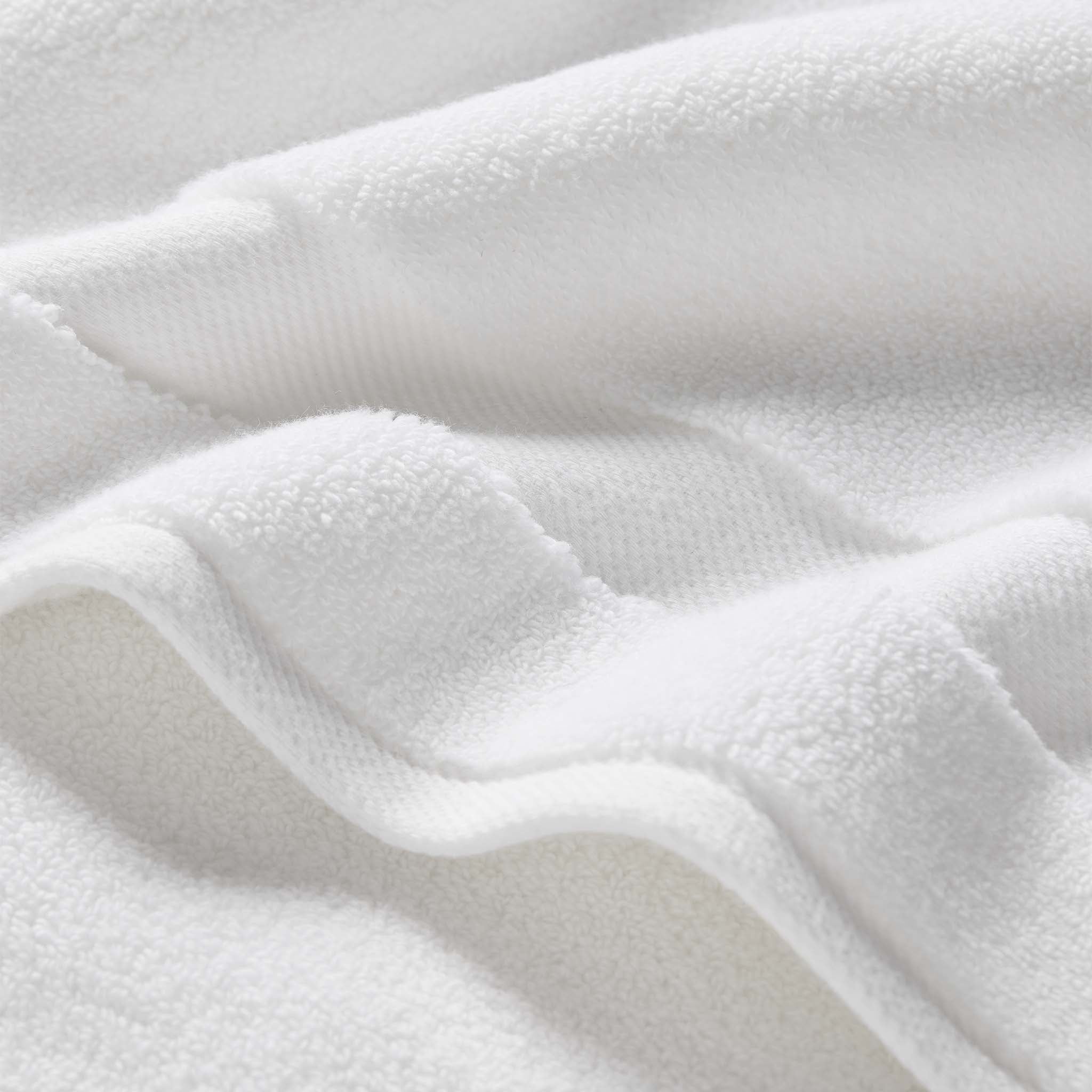 Super-Plush Set of 4 Bath Towel Bundle U9