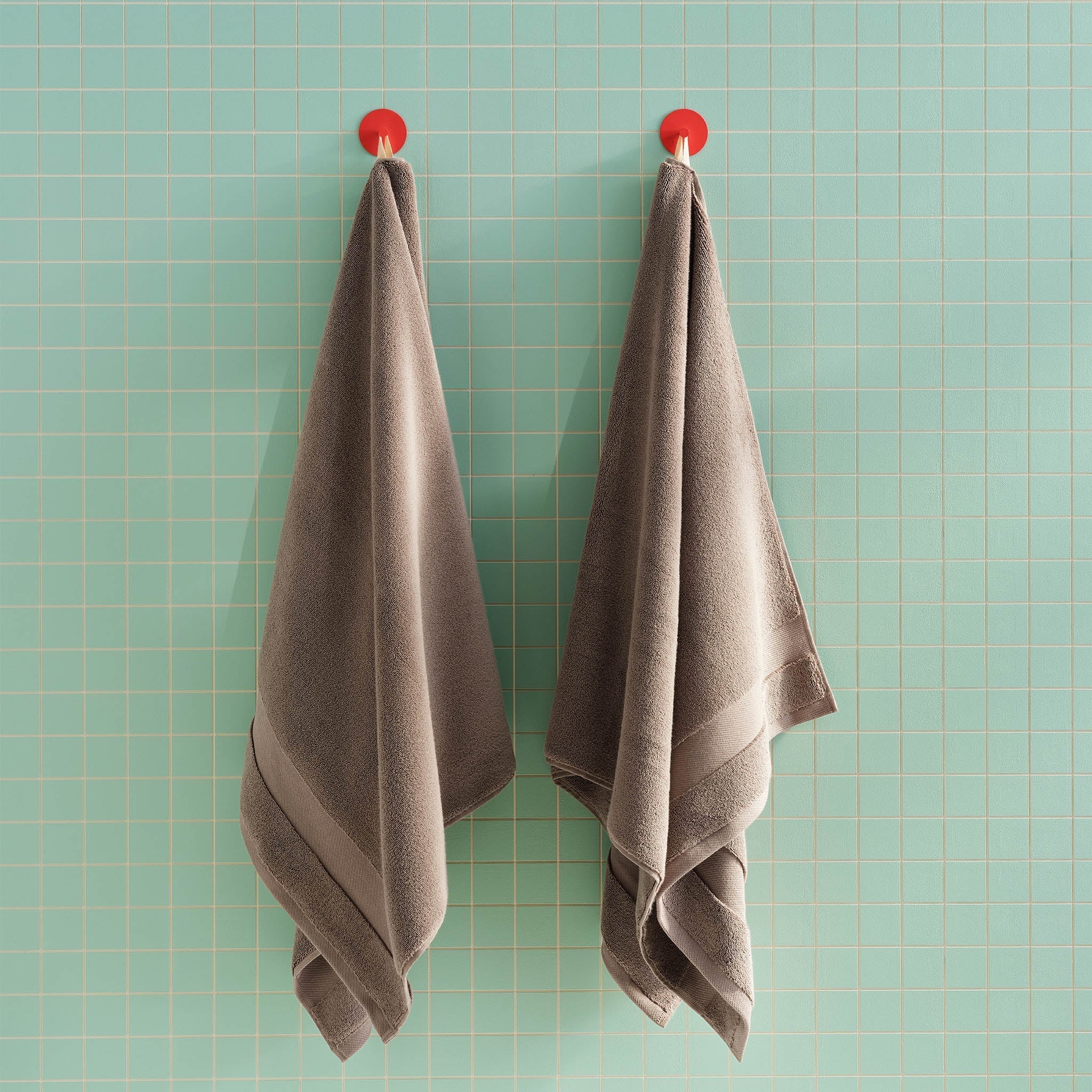 Super-Plush Set of 4 Bath Towel Bundle U9